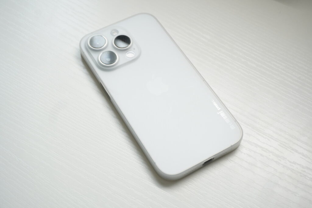 memumi iPhone 14 Pro用 薄型ケース