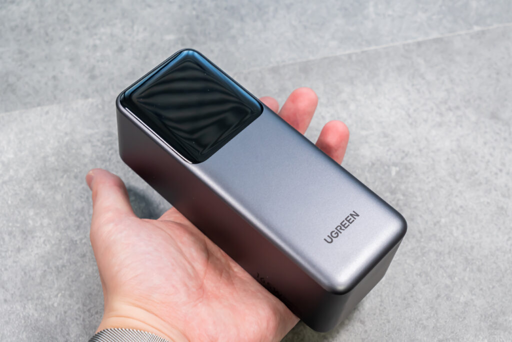 UGREEN Nexode 巻き取り式 USB-Cケーブル内蔵 モバイルバッテリー 20000mAh 165W
